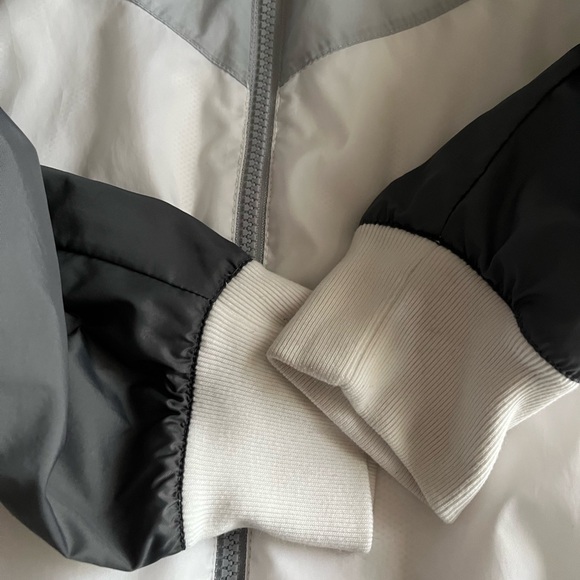 Nike jacket for women’s - Picture 6 of 7